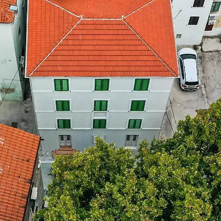 Apartment 1914 Studio