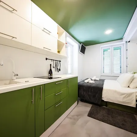 1914 Studio Apartment Zadar