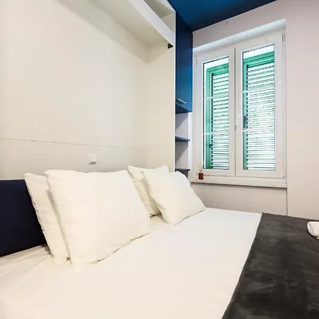 Apartment 1914 Studio