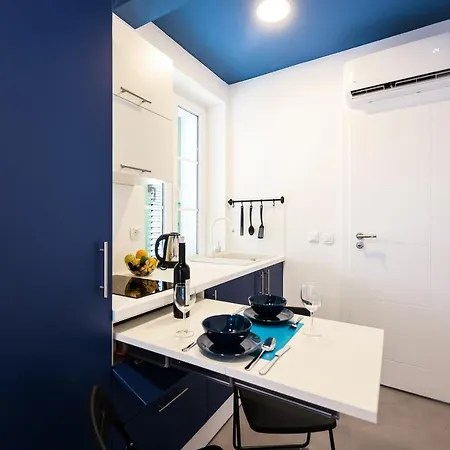 Apartment 1914 Studio *