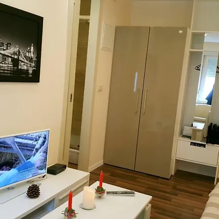 Apartment Studio *